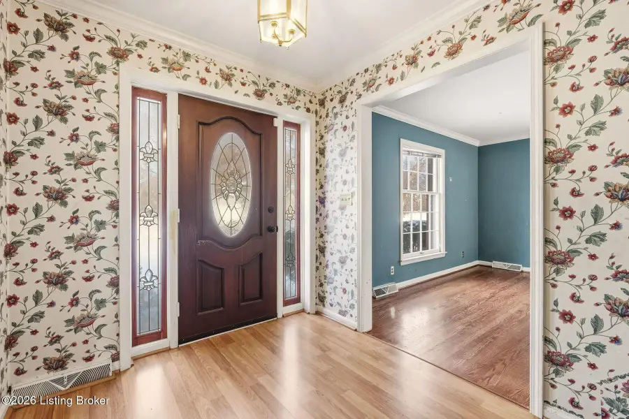 7816 Fairmeadows Ln, Louisville, KY 40222 - Image #2