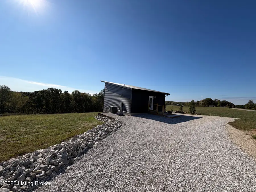 1929 Fisher Ridge Rd, Horse Cave, KY 42749 - #2
