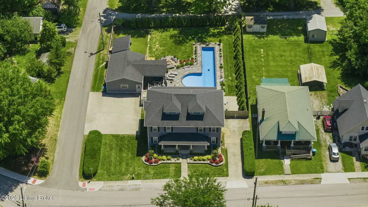 402 Park Ave, Elizabethtown, KY 42701 - #1