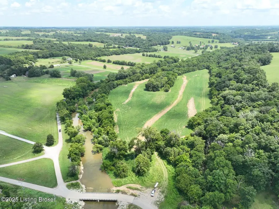 998 Grundy Home Rd, Springfield, KY 40069 - #2