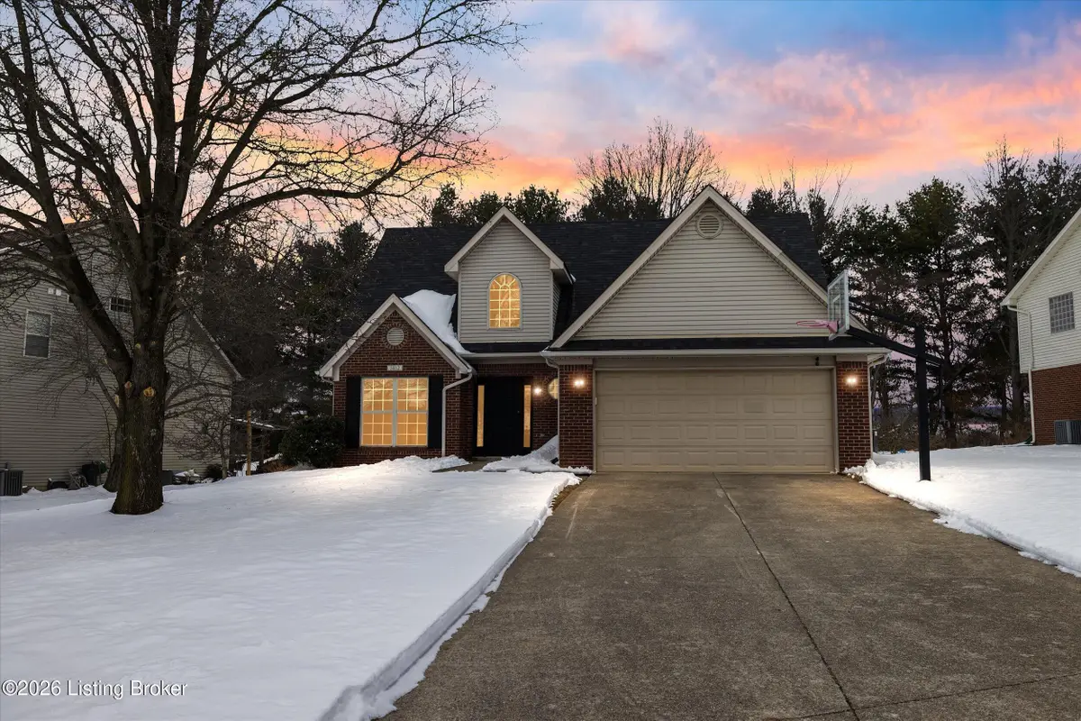 5812 Waveland Cir, Prospect, KY 40059 - Image #1