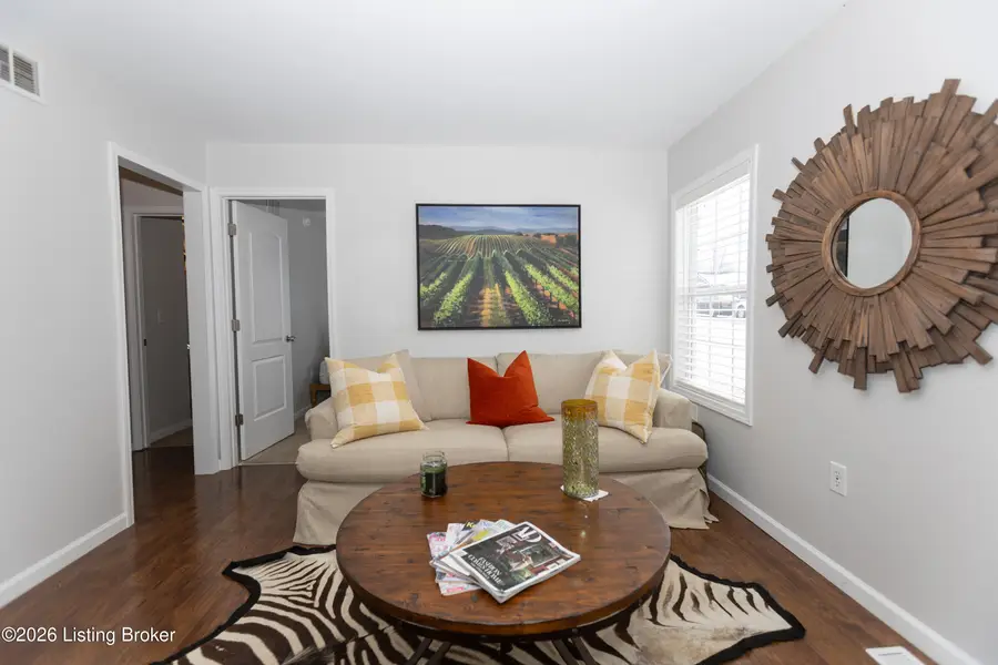 226 Fairview St, Pleasureville, KY 40057 - #3