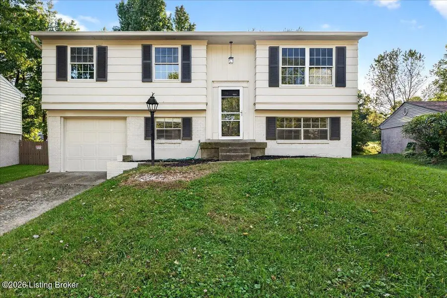 3912 Riveroaks Cir, Louisville, KY 40241 - #2