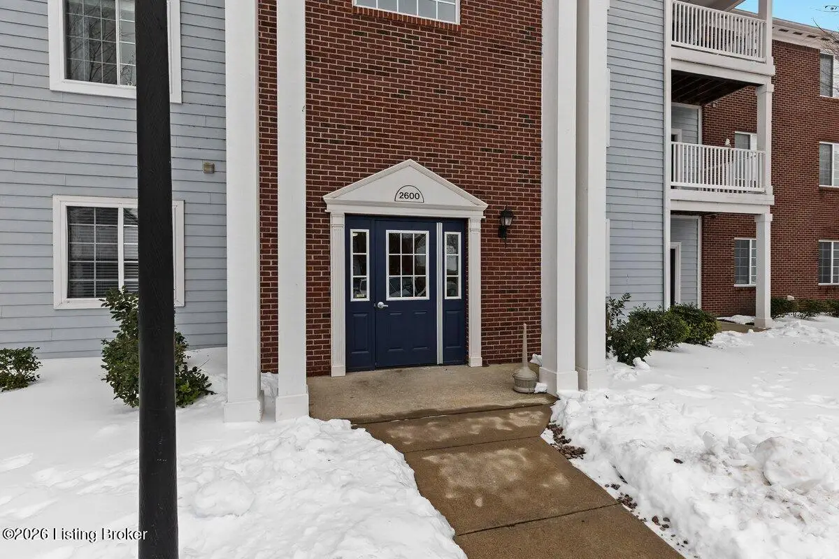 2600 Aristocrat Pl #UNIT 303, Louisville, KY 40299 - #1