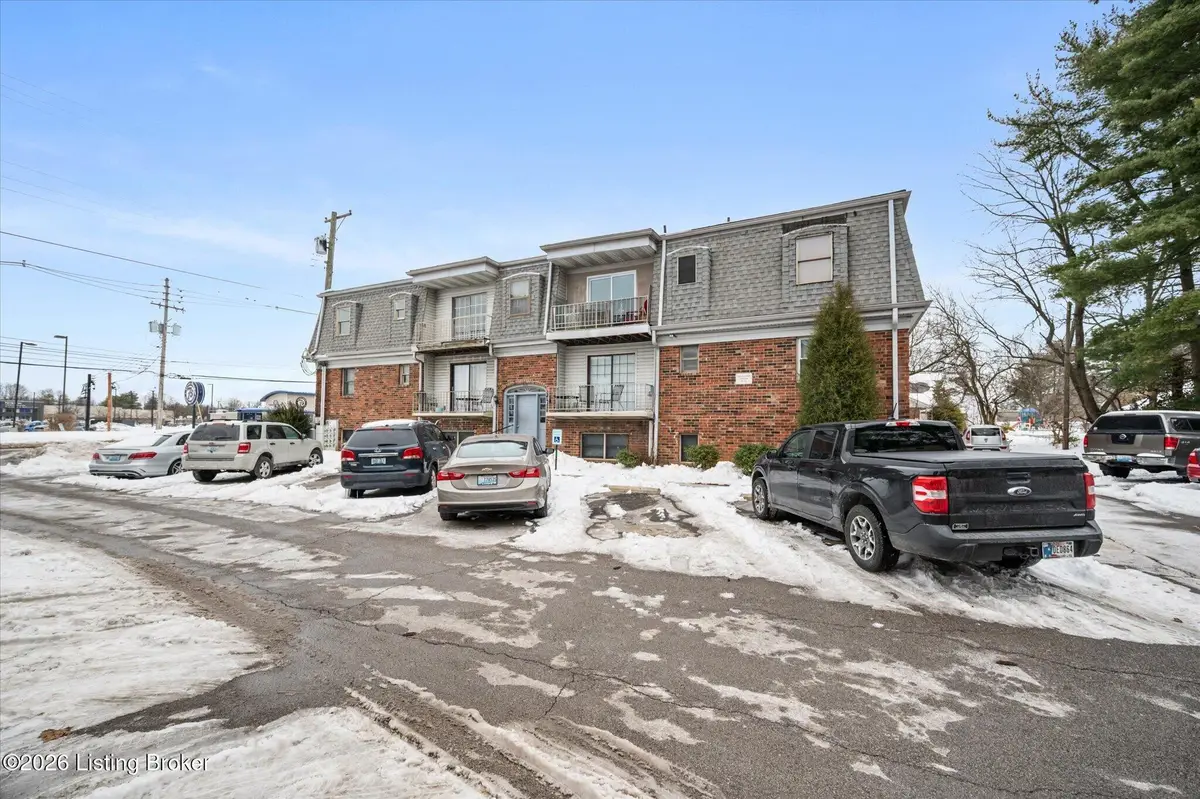 9614 Westport Rd #APT 9, Louisville, KY 40241 - #1