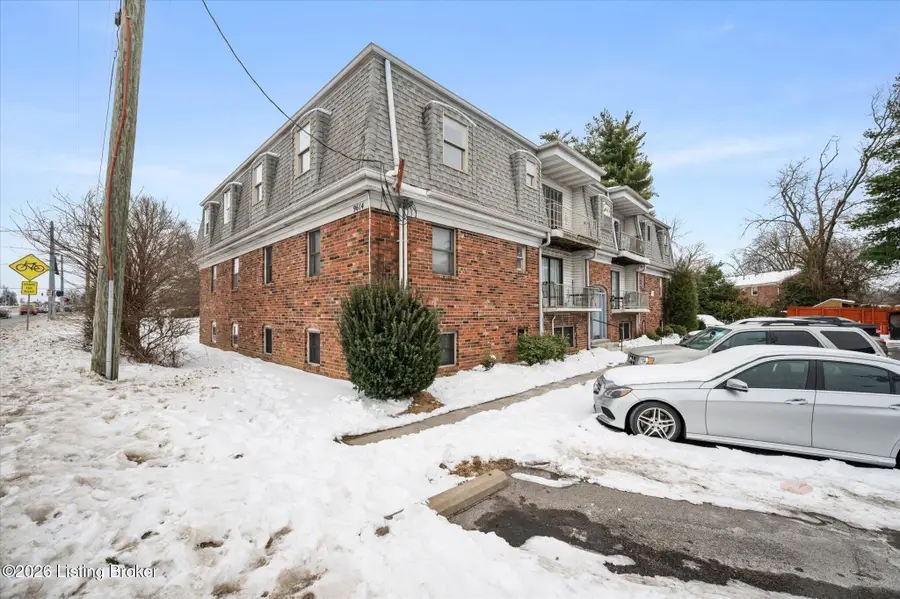 9614 Westport Rd #APT 9, Louisville, KY 40241 - #3