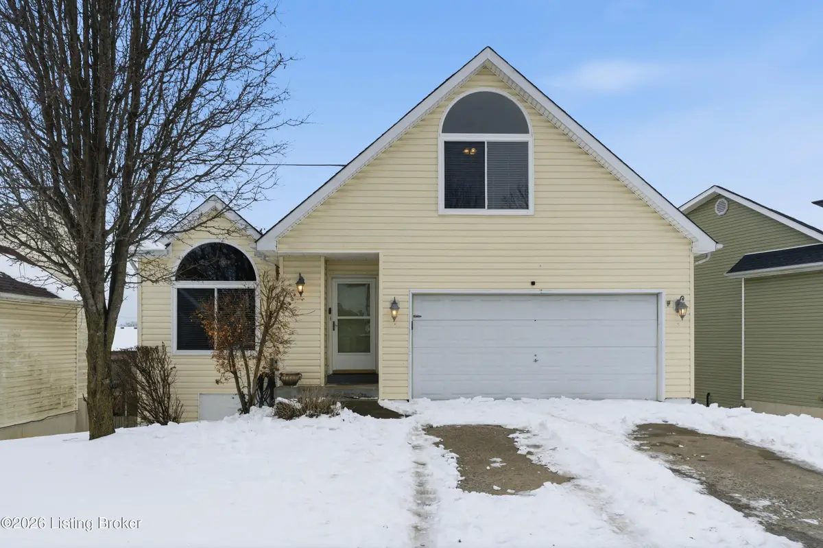 5146 Bell Ave, Shelbyville, KY 40065 - #1