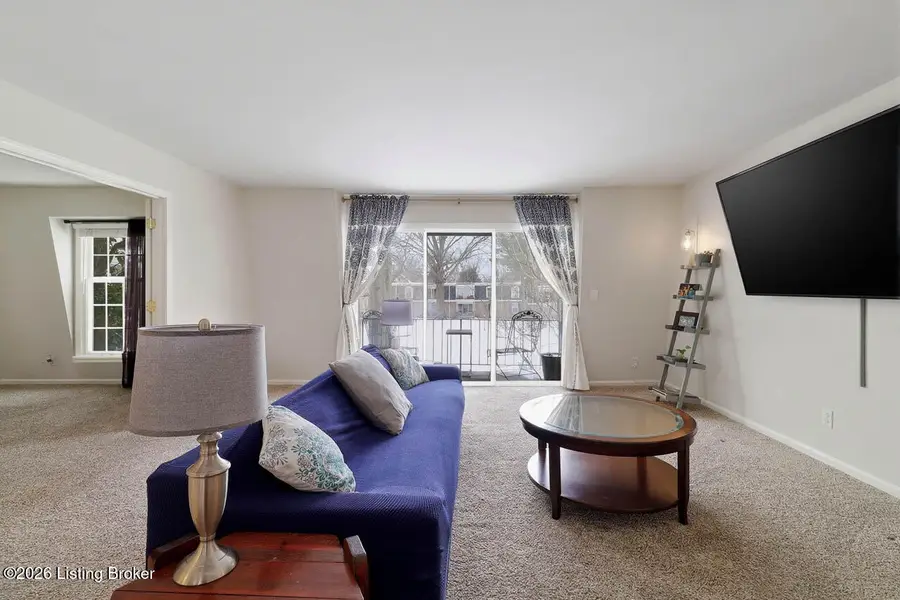 521 Zorn Ave #F4, Louisville, KY 40206 - #3