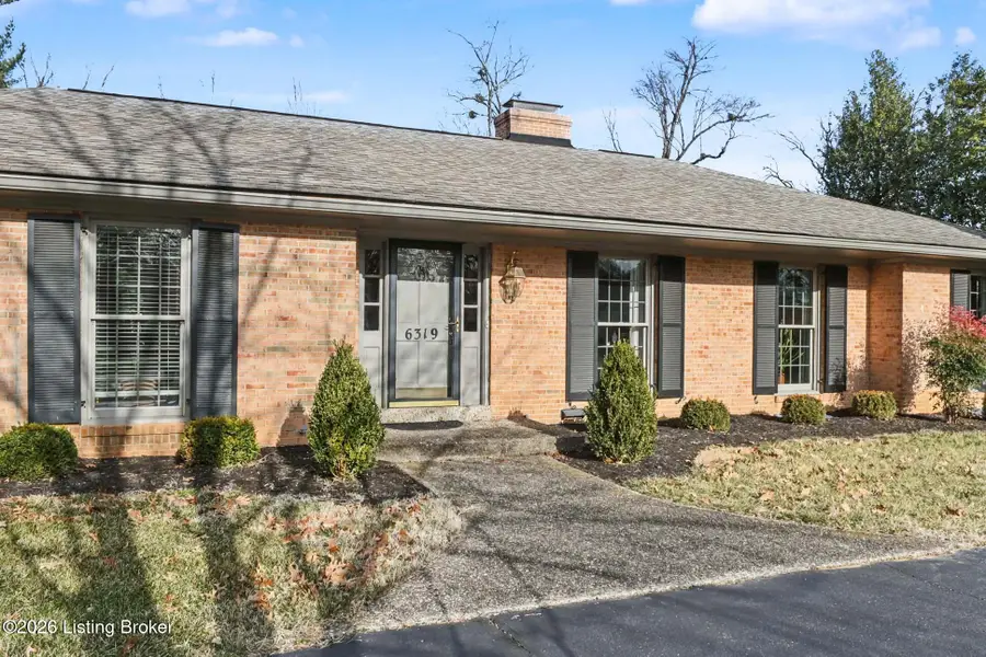 6319 Limewood Cir, Louisville, KY 40222 - #2