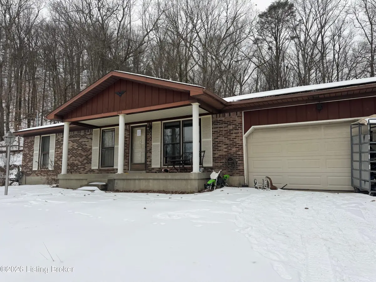 569 Castleman Branch Rd, Shepherdsville, KY 40165 - #1