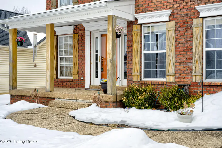 10611 Providence Dr, Louisville, KY 40291 - #2