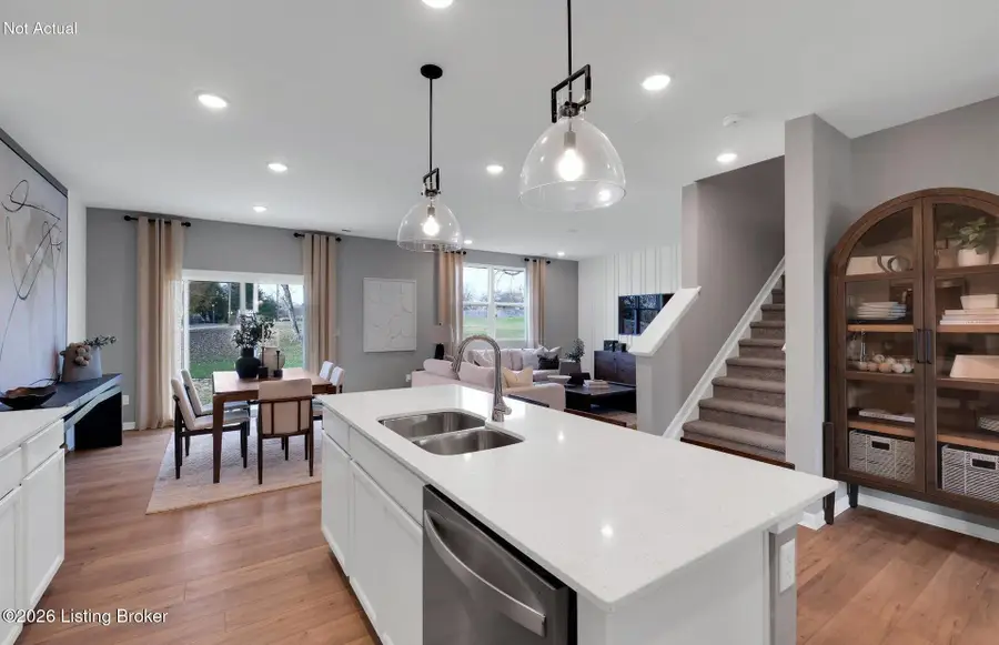 2015 Lyndon Green Cir, Lyndon, KY 40242 - Image #3