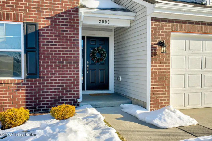 2093 Carnegie Dr, Shelbyville, KY 40065 - #2