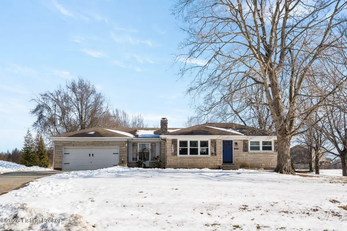 607 Christman Ln, Shepherdsville, KY 40165 - #1