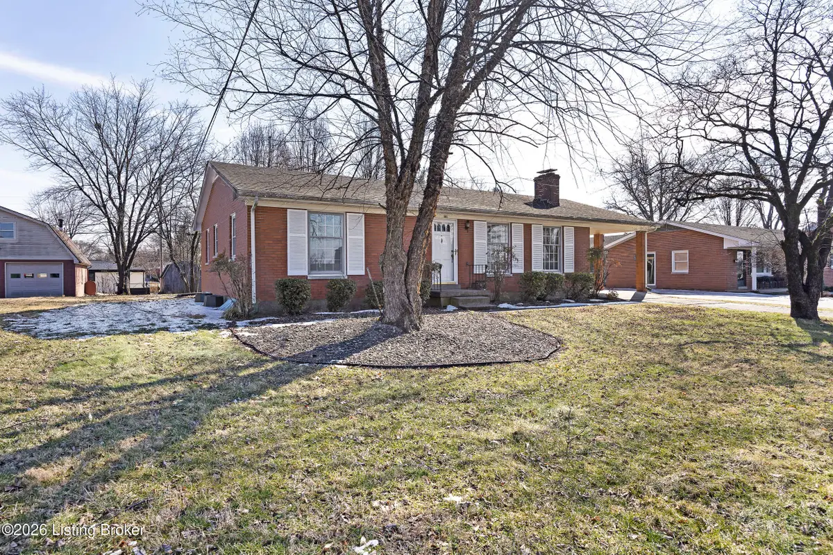 401 S 6th St, Bardstown, KY 40004 - #1