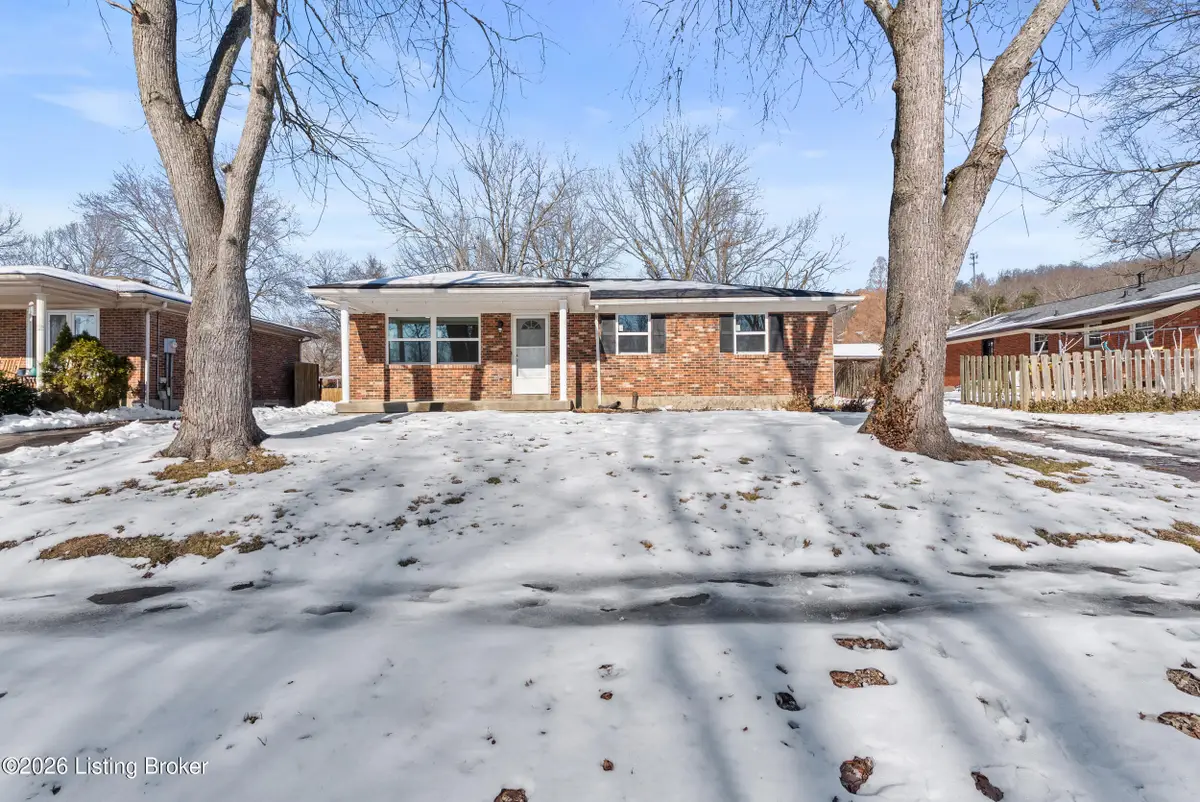 803 Flicker Rd, Louisville, KY 40214 - Image #1