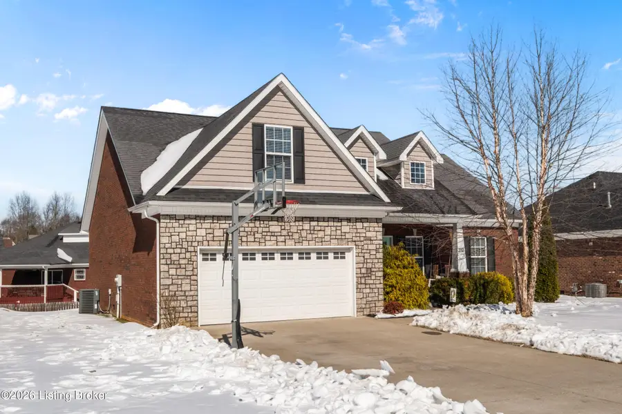 282 Fernwood Dr, Mount Washington, KY 40047 - #3