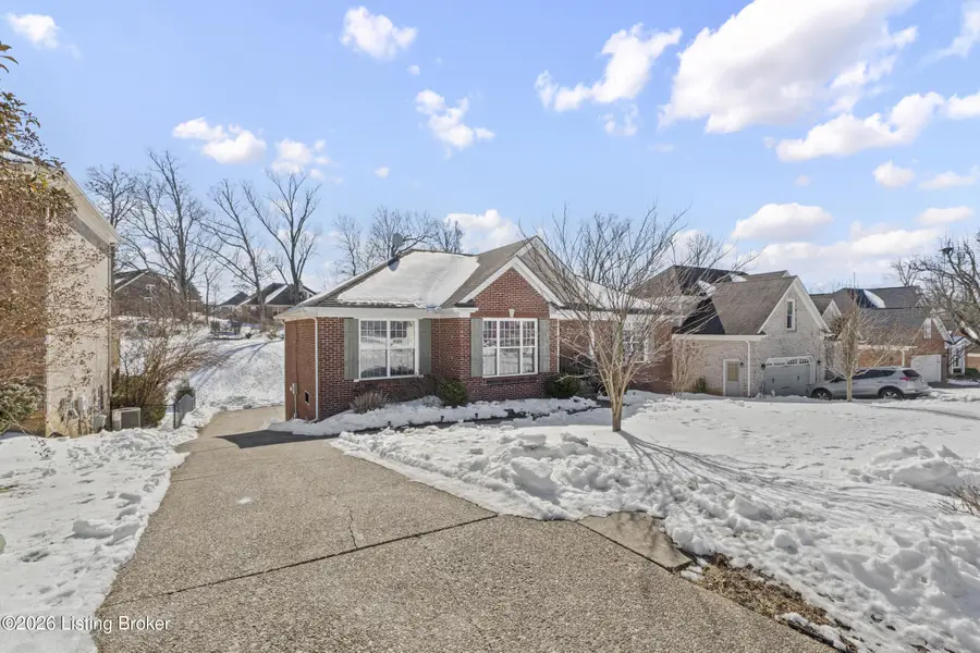 4505 Saratoga Woods Dr, Louisville, KY 40299 - Image #3