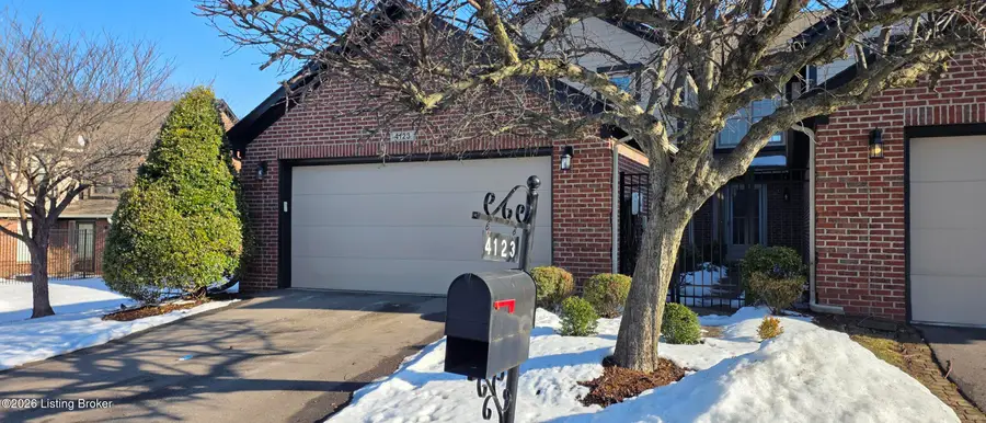 4123 Hartwick Village Pl, Louisville, KY 40241 - #3