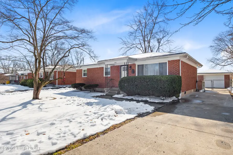 4102 Foreman Ln, Louisville, KY 40219 - Image #2
