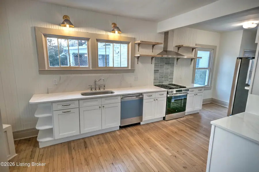 2725 Victor Pl, Louisville, KY 40206 - #2