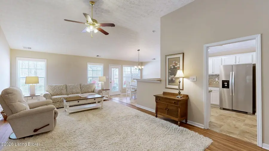 10707 Northington Ln, Louisville, KY 40241 - #3