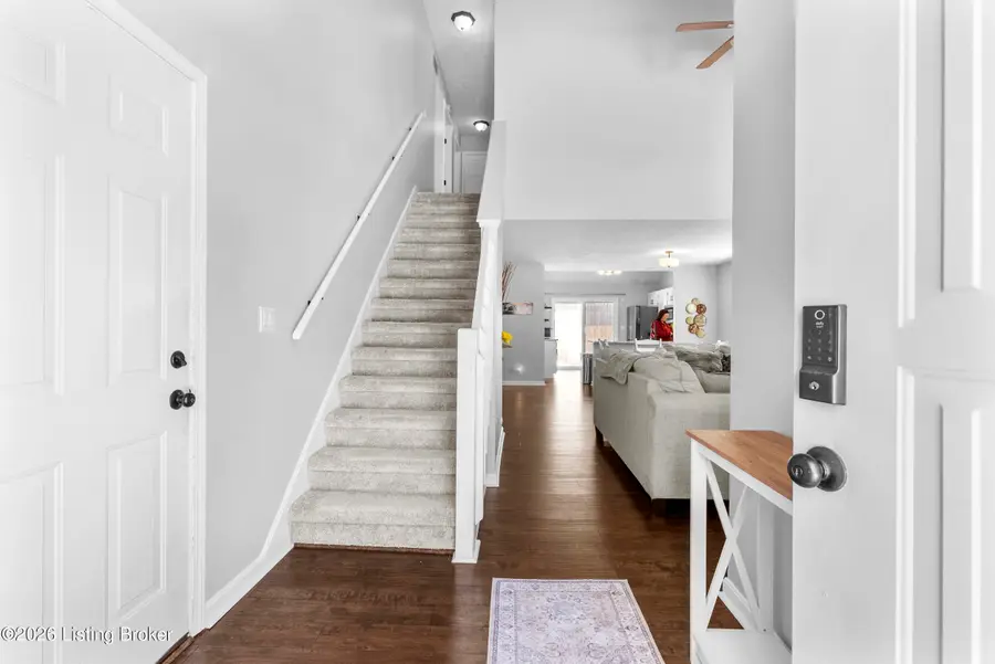 8806 Brittany Dr, Louisville, KY 40220 - #3