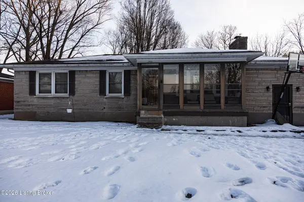 2410 Garrs Ln, Louisville, KY 40216