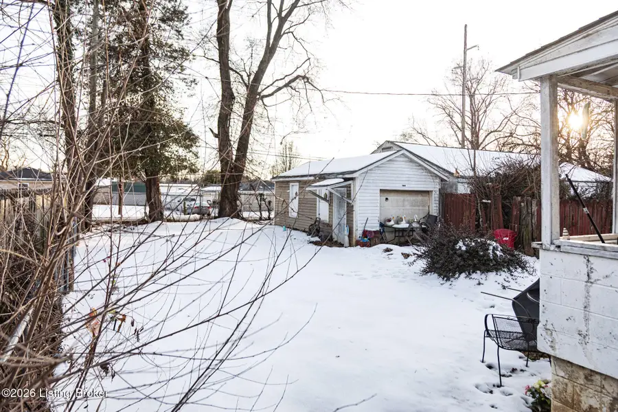 2304 Ratcliffe Ave, Louisville, KY 40216 - #3