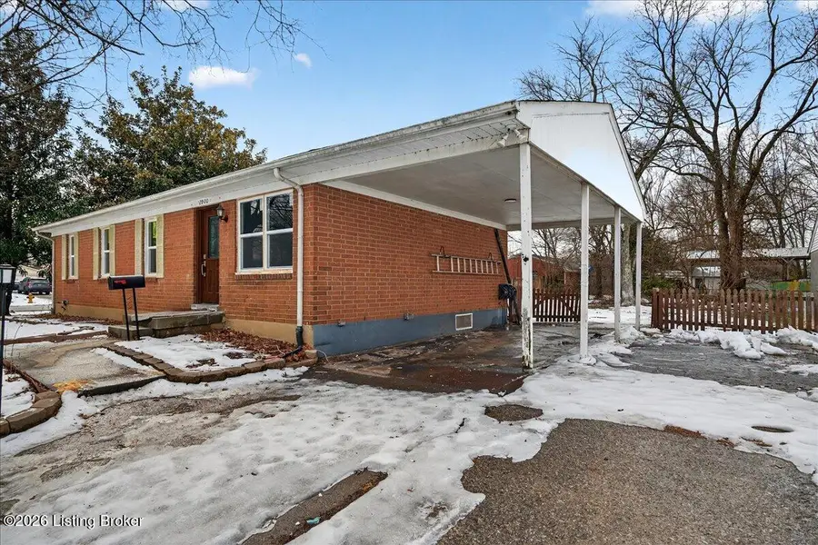 2000 Bartholomew Dr, Louisville, KY 40218 - #2