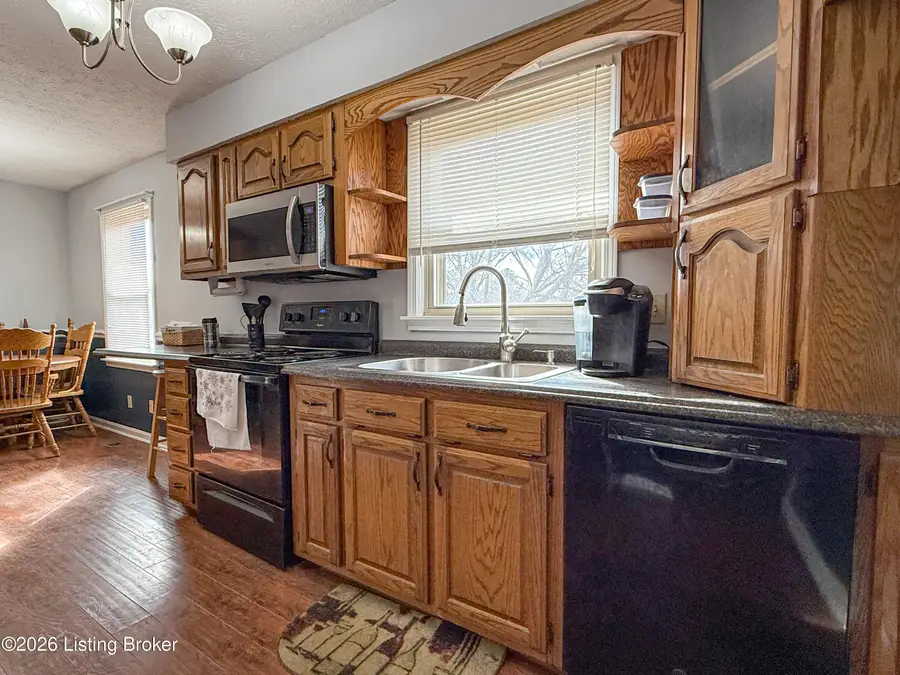 506 Alexander Dr, Leitchfield, KY 42754 - #3