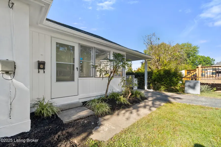 518 Washburn Ave, Louisville, KY 40222 - #2