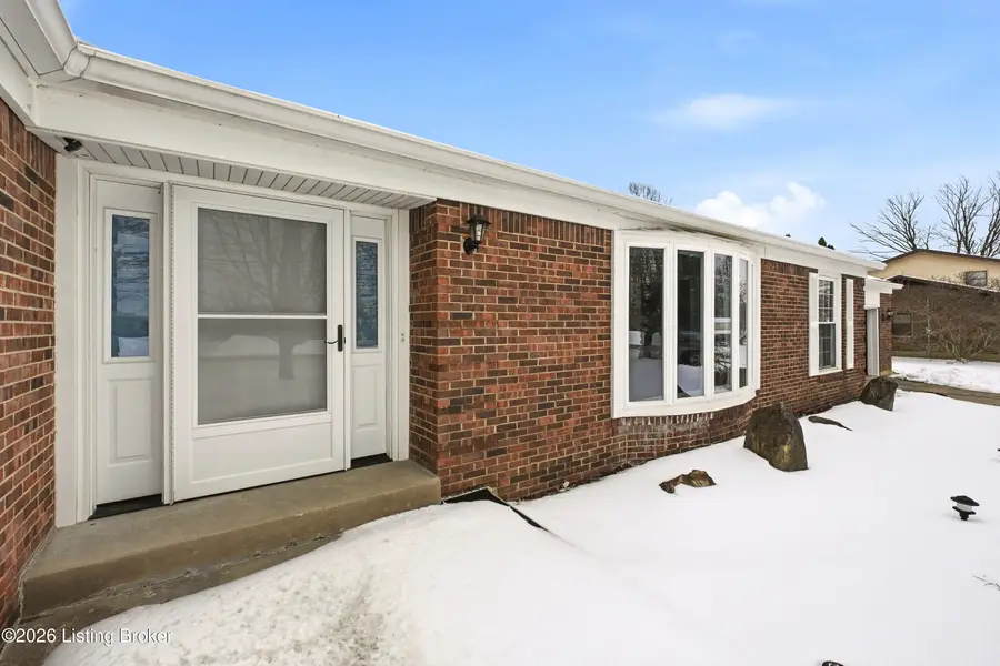 2524 Zoneton Rd, Shepherdsville, KY 40165 - #3