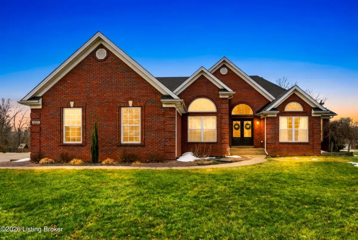 325 Kingswood Dr, Taylorsville, KY 40071 - #1