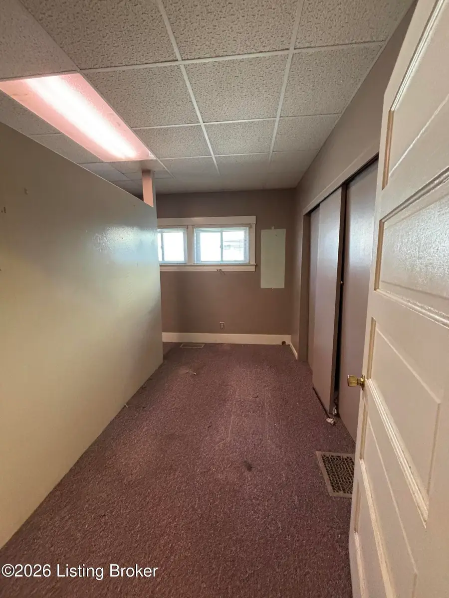 202 W Kenwood Way, Louisville, KY 40214 - #2