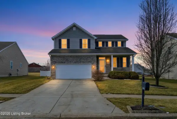 12004 Longview Farm Dr, Louisville, KY 40299