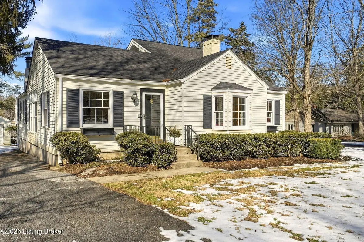 11707 Little Ln, Anchorage, KY 40223 - #1