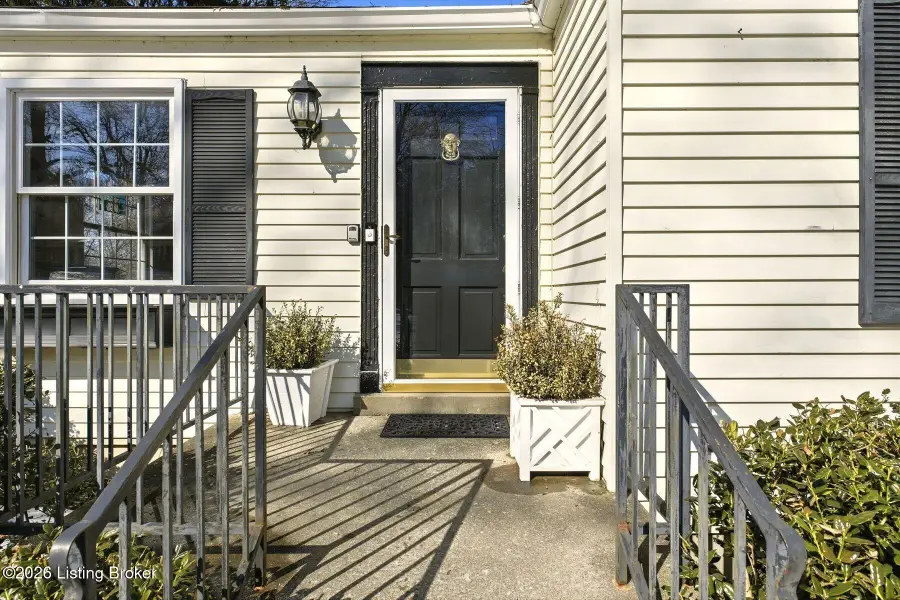 11707 Little Ln, Anchorage, KY 40223 - #2