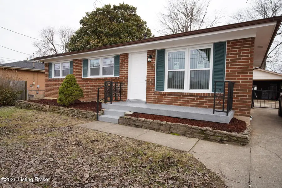 9711 Lancewood Rd, Louisville, KY 40229 - #3