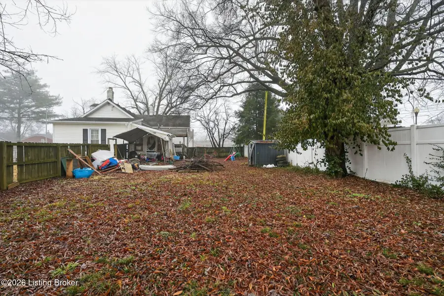 117 E Halstead Ave, Bardstown, KY 40004 - #2