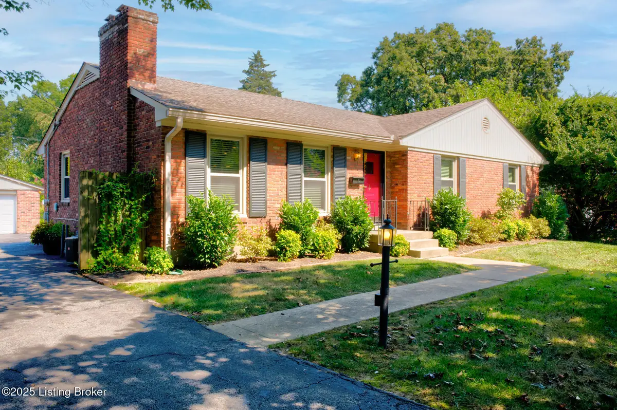 4221 Browns Ln, Lincolnshire, KY 40220 - #1