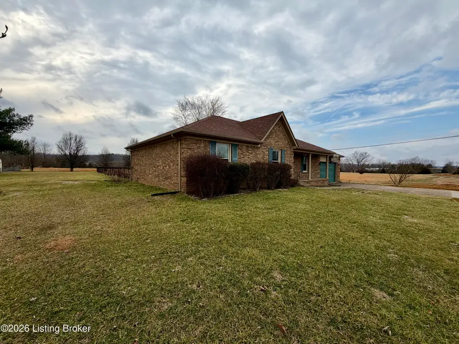 6269 New Shepherdsville Rd, Coxs Creek, KY 40013 - #3
