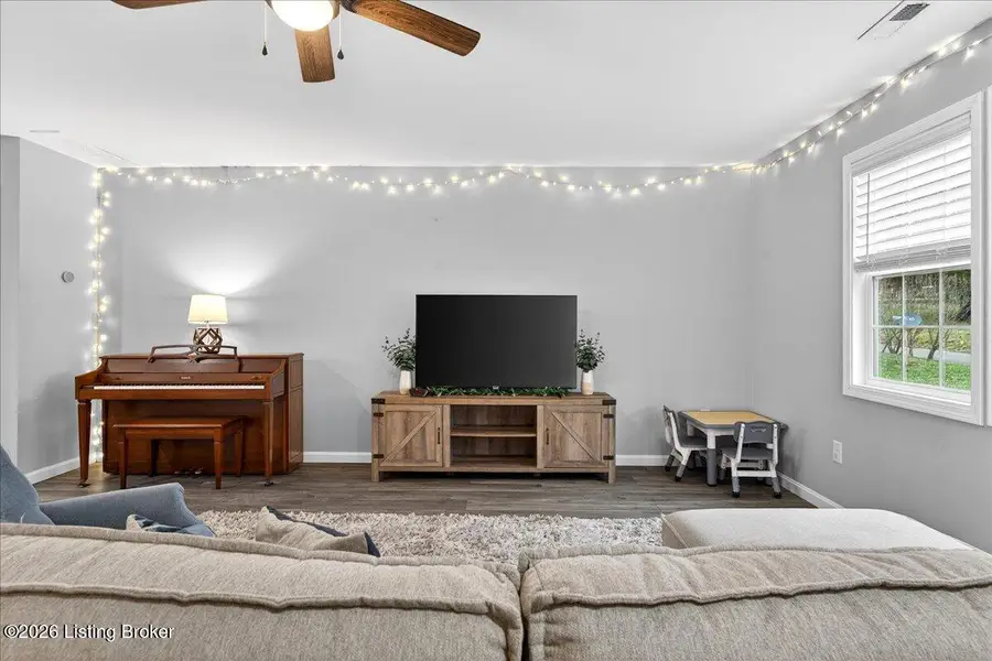 31 Wallace Ave, Shelbyville, KY 40065 - #2