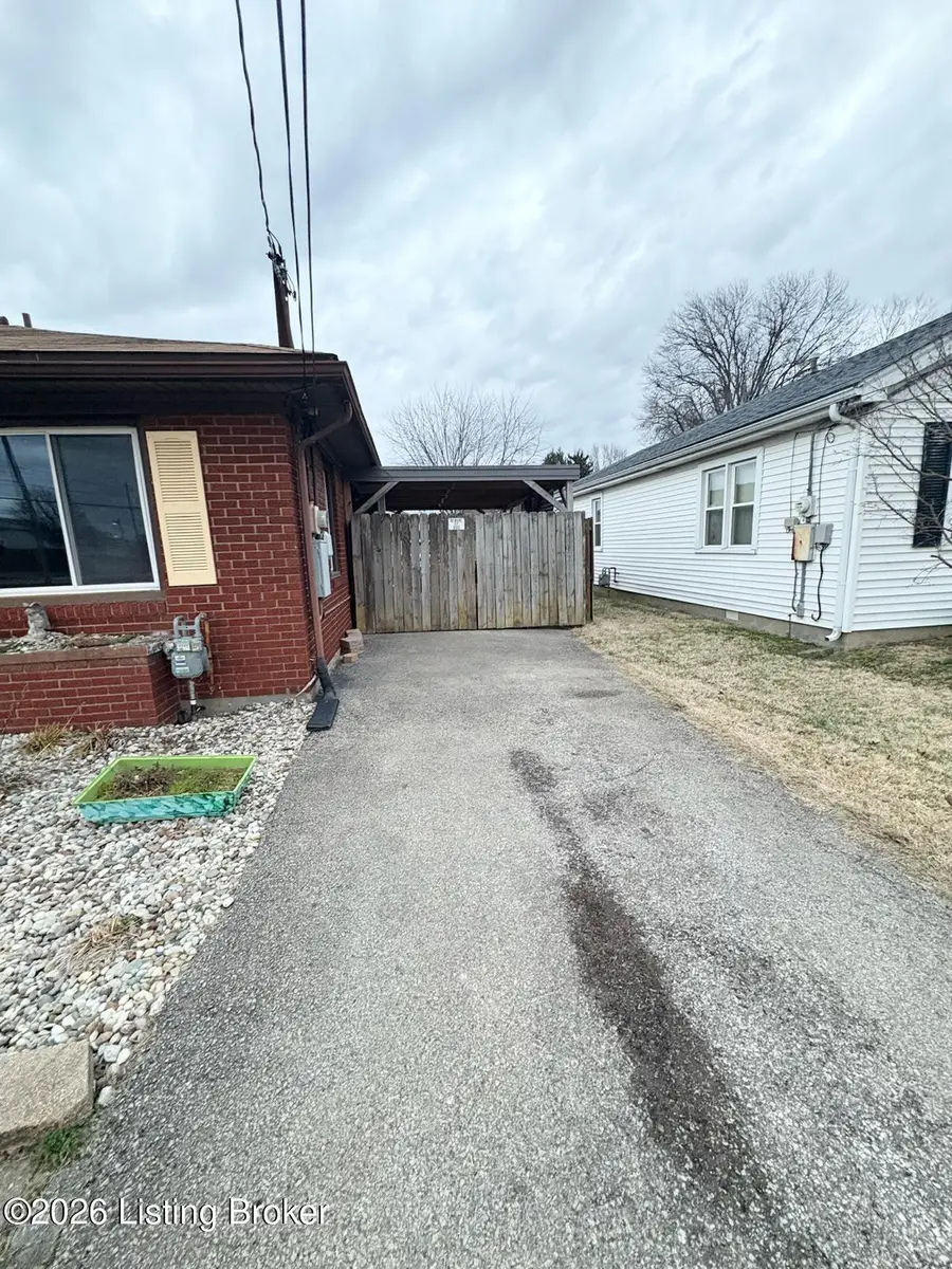 1711 Kurz Way, Louisville, KY 40216 - #2