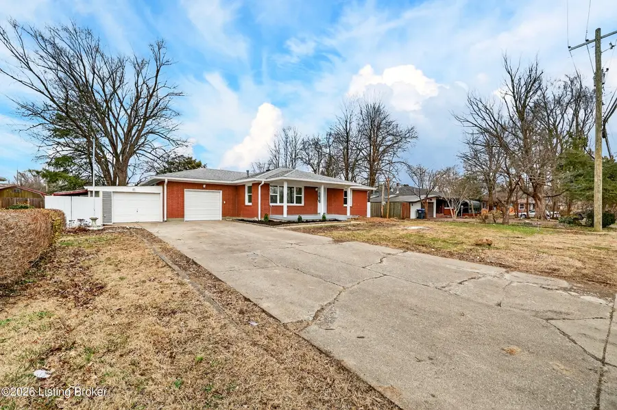 11610 Deering Rd, Louisville, KY 40272 - #3