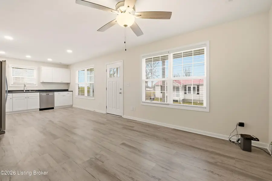 212 Chandler St, Elizabethtown, KY 42701 - #2