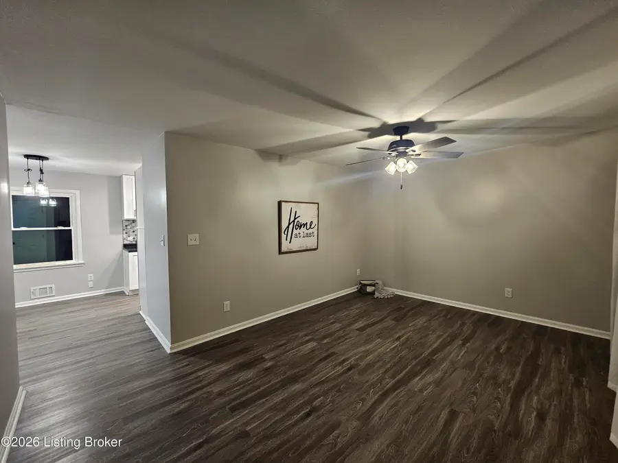 6719 Fernhaven Rd, Louisville, KY 40228 - #3