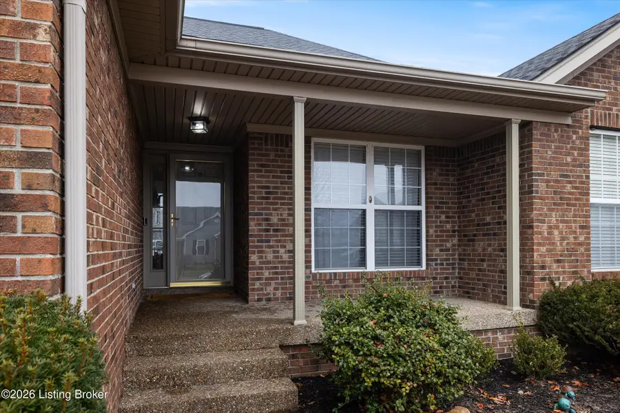 11404 Cassidy Ln, Louisville, KY 40229 - #3