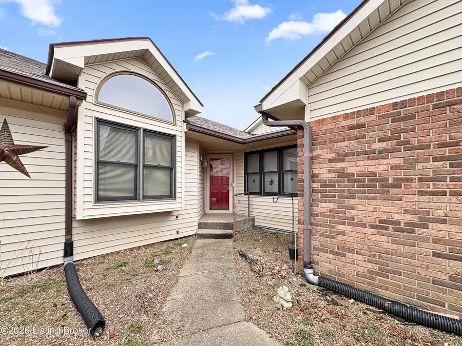 468 Mulberry St, Leitchfield, KY 42754 - #2