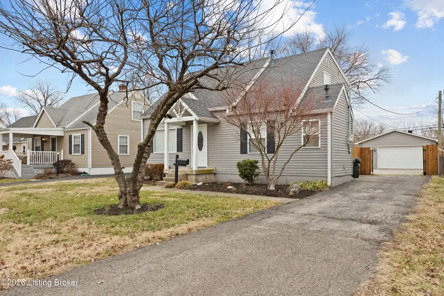521 Harris Pl, Louisville, KY 40222 - #3